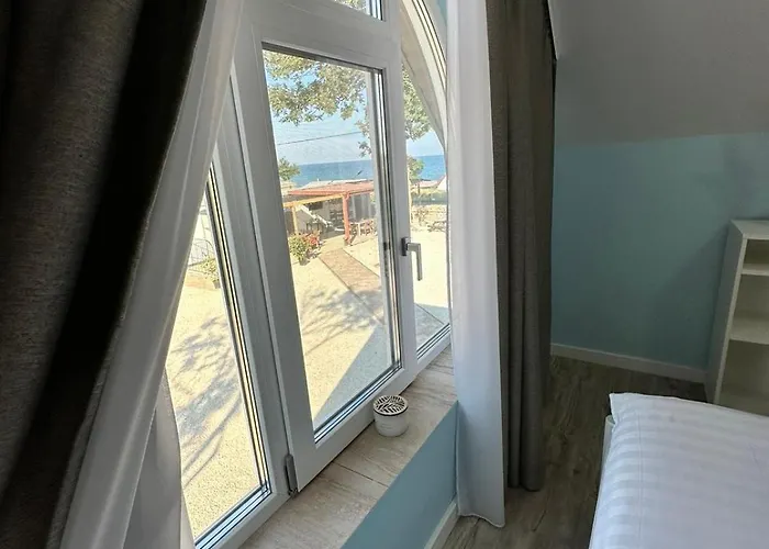 Halta Pescarus Guest house